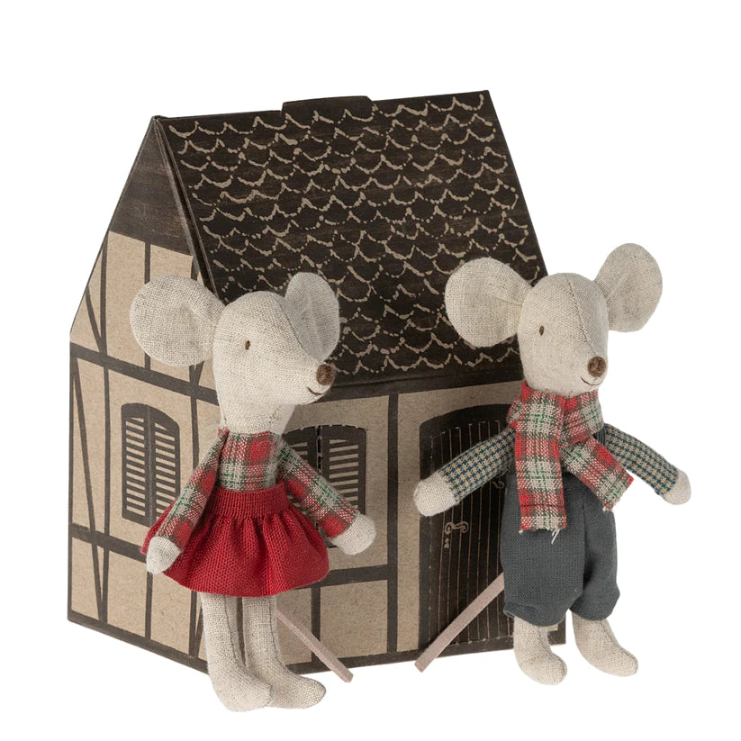 Maileg Winter Mice in a House | 2023 Christmas Release | Children of the Wild