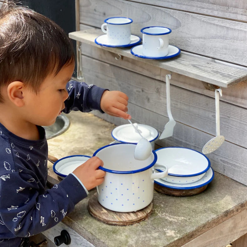 Gluckskafer Enamel Cup and Saucer  | 50% OFF | Children of the Wild