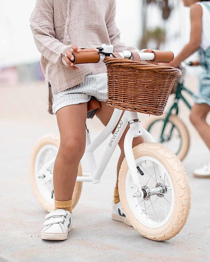 Banwood First Go Balance Bike White | For 2.5 - 5 years | Children of the Wild
