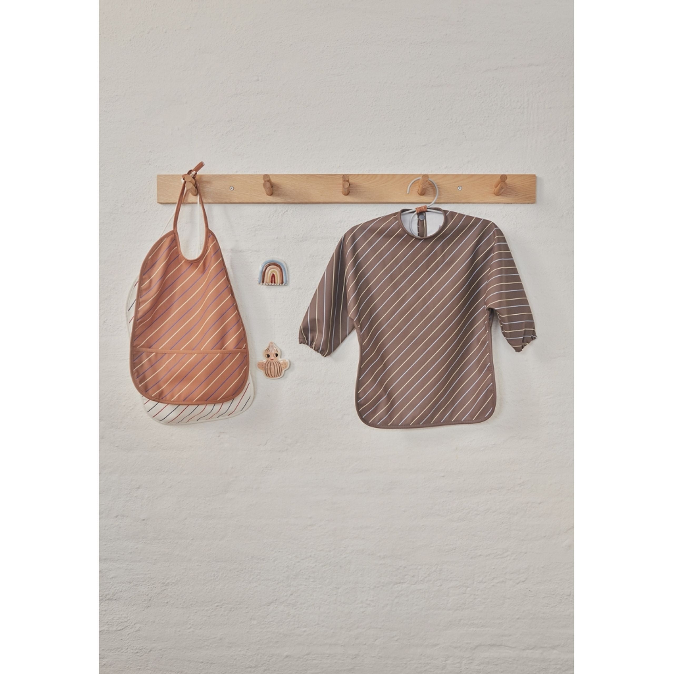 OYOY Striped Cape Bib Choko Brown | Children of the Wild