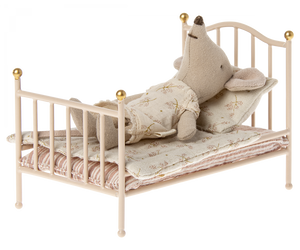 Maileg Vintage Mouse Bed in Rose | 2022 Release | Children of the Wild