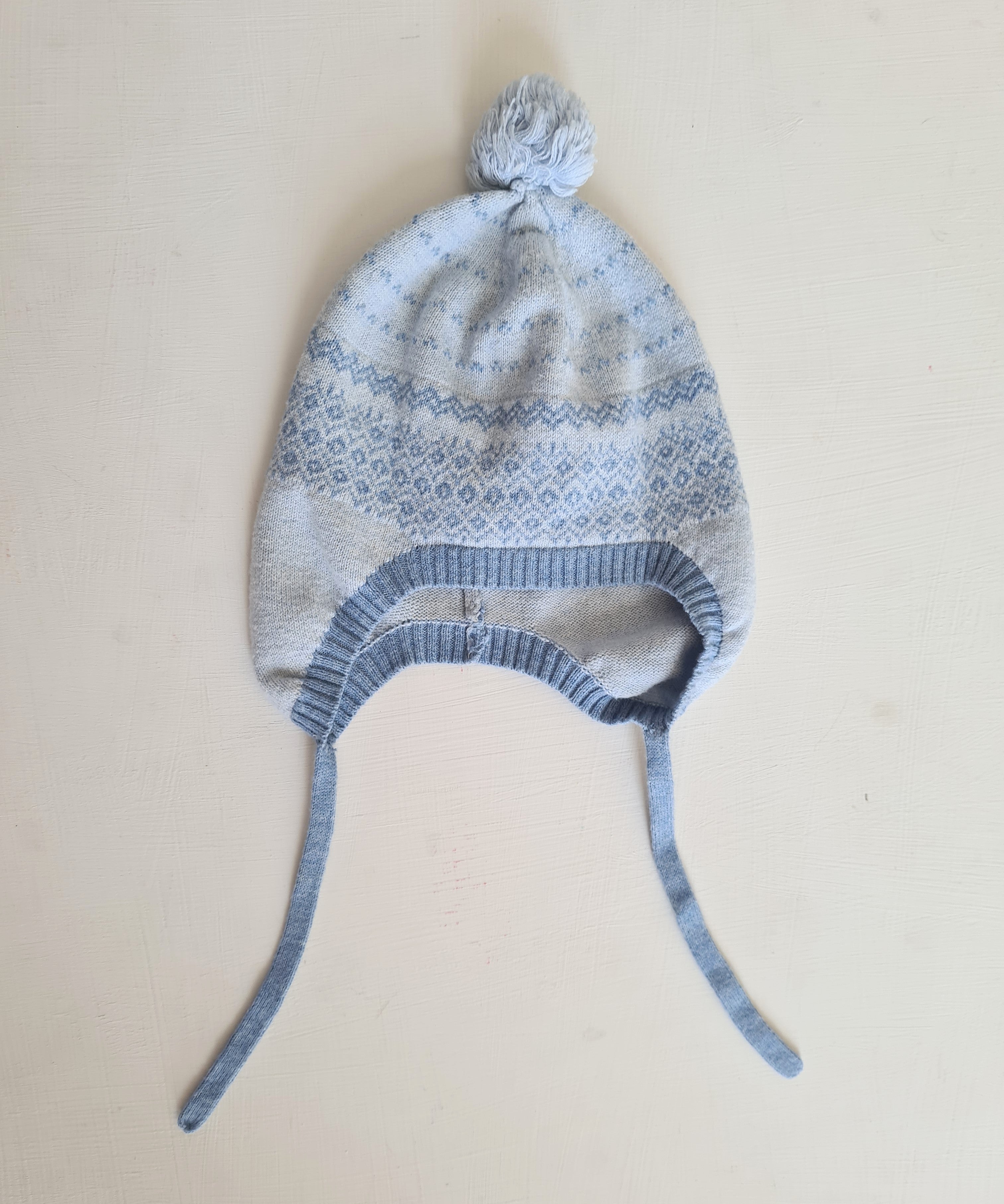 THRIFT Purebaby - pale blue beanie bonnet size small