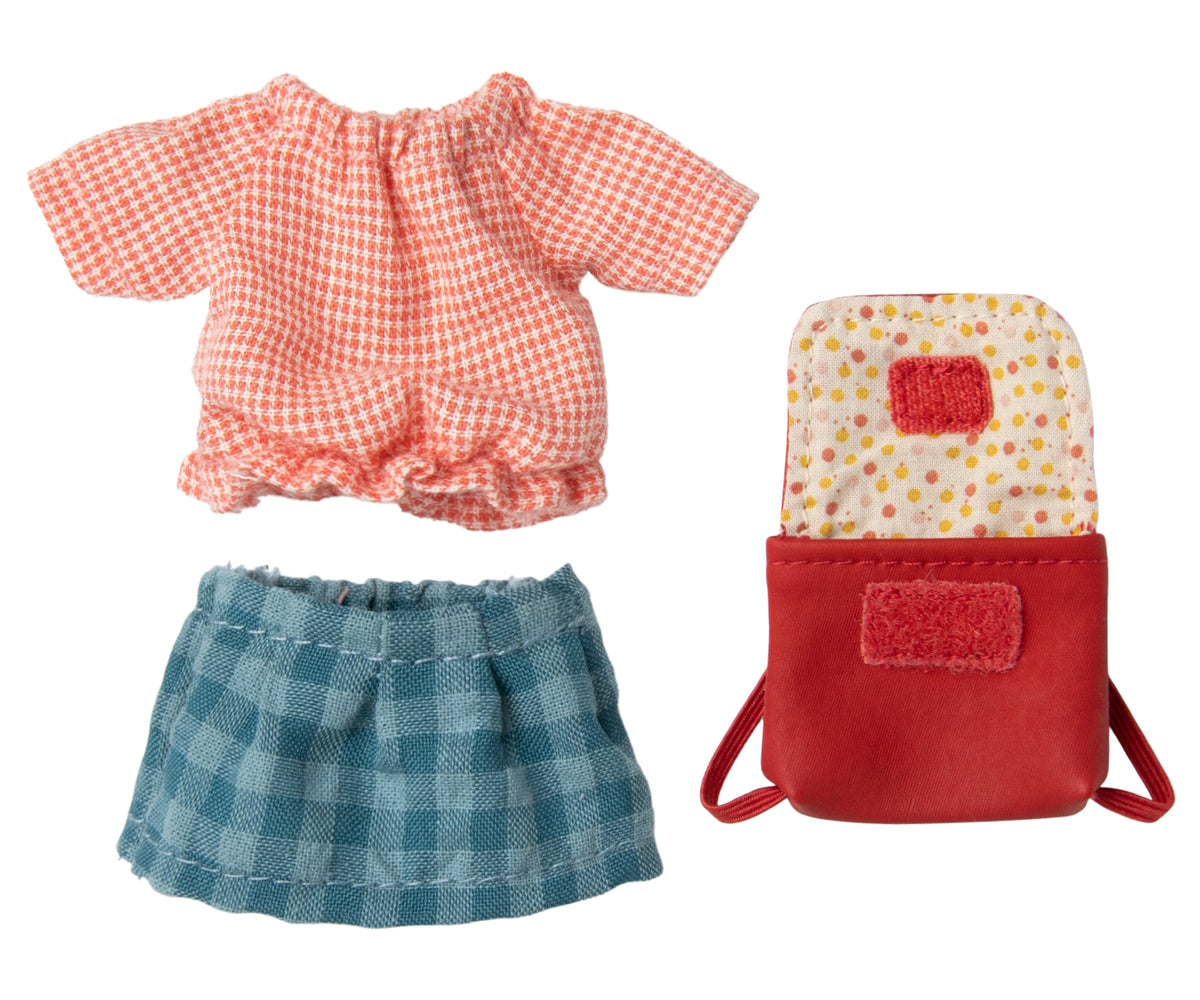 Maileg Clothes and Bag in Red for Big Sister Mouse | Children of the Wild