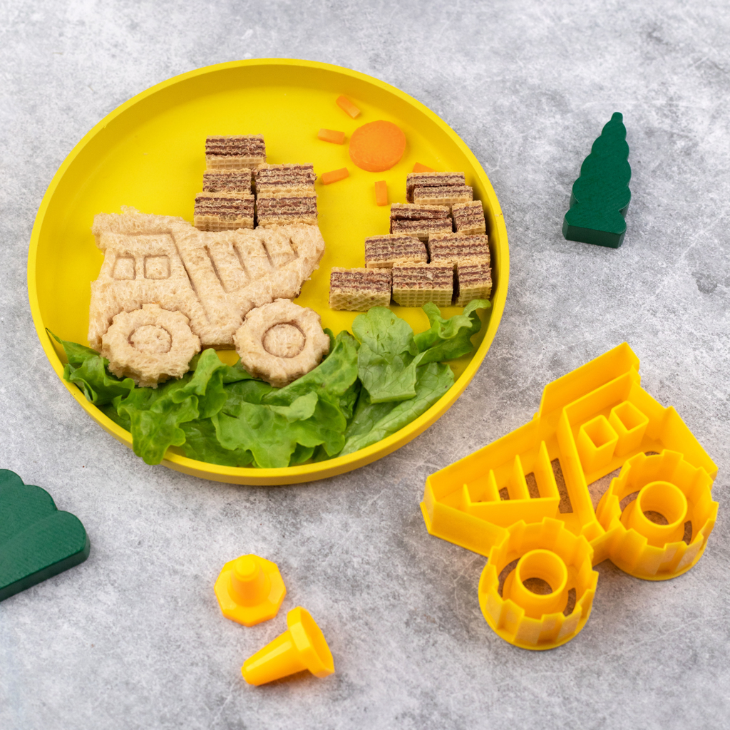 Lunch Punch Sandwich Cutters in Construction | Children of the Wild