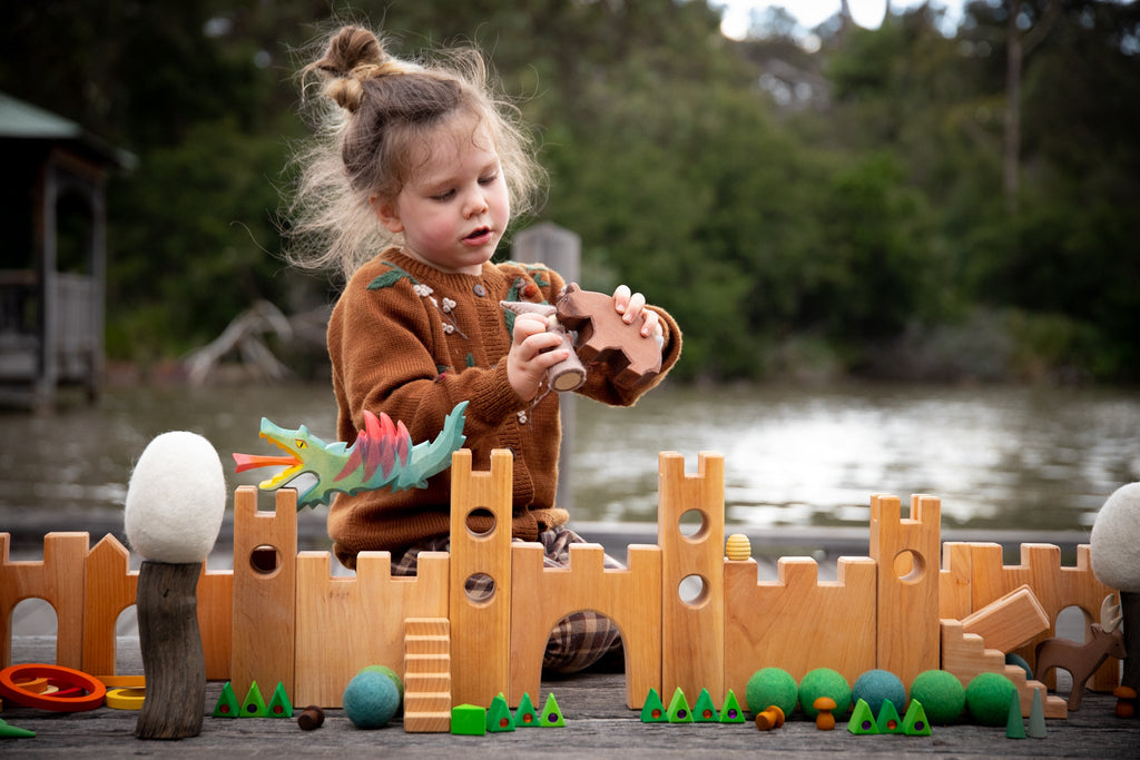 Children_of_the_Wild-Australia Bauspiel Castle Wooden Block Set