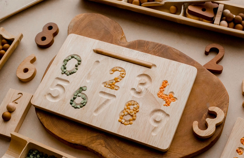 Children_of_the_Wild-Australia Q toys Wooden Number Writing Board