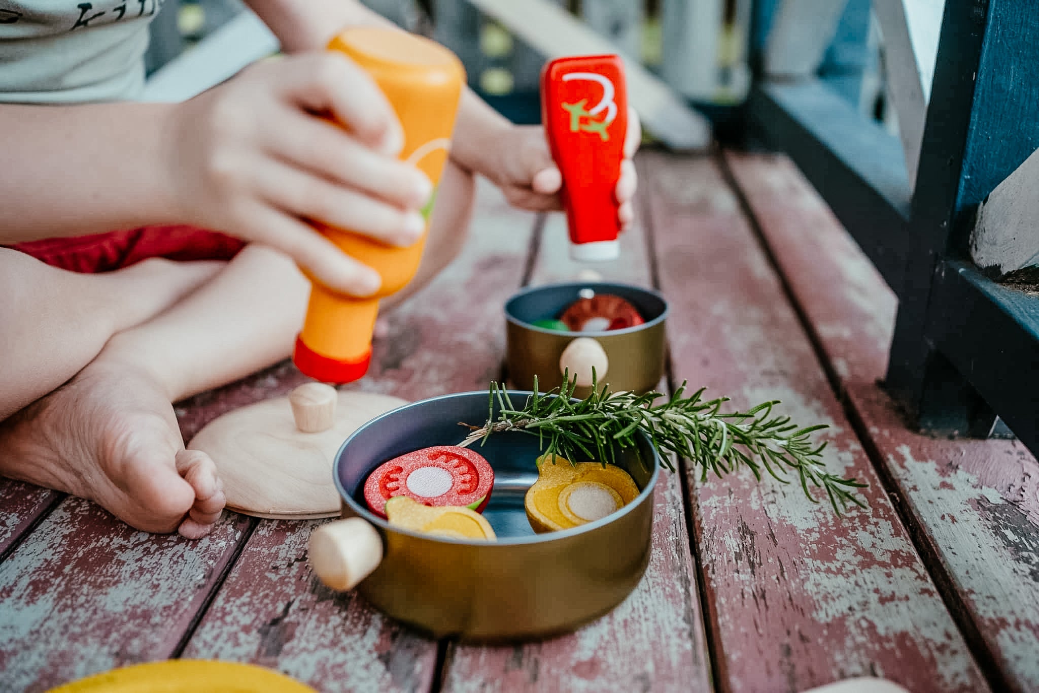 Children-of-the-Wild-Australia-Plan-Toys-Food-and-Beverage-Play-Food-Set