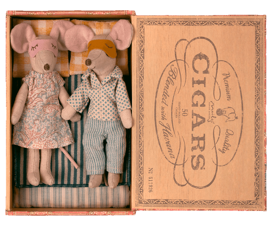 Maileg Mum and Dad Mice in Cigar Box | Retired | Children of the Wild